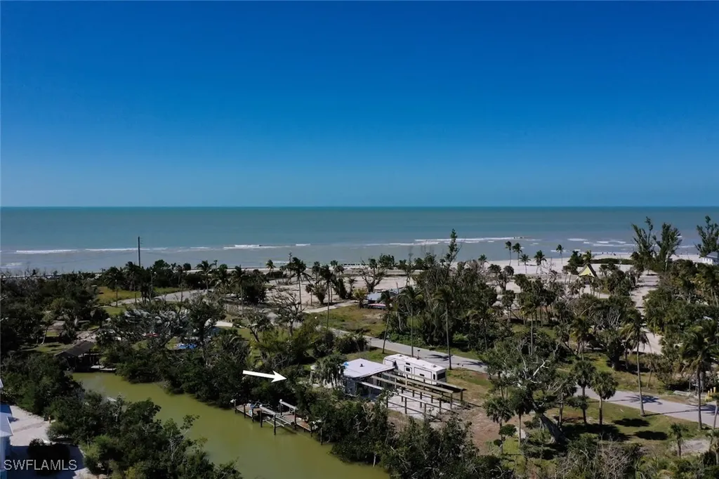 2490 Coconut Drive Sanibel FL 33957