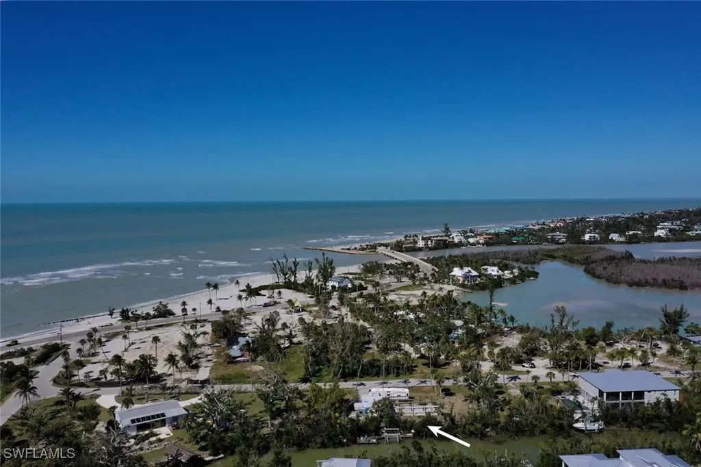 2490 Coconut Drive Sanibel FL 33957