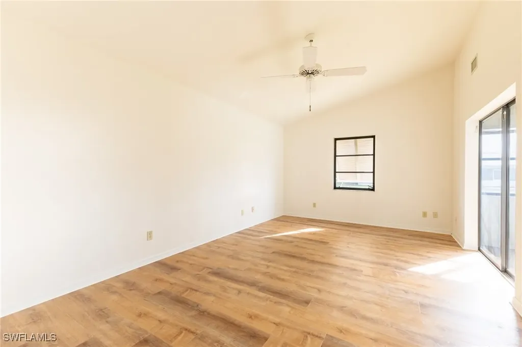 124 SE 39th Terrace Cape Coral FL 33904