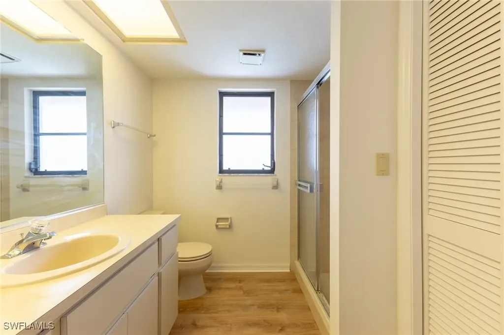 124 SE 39th Terrace Cape Coral FL 33904