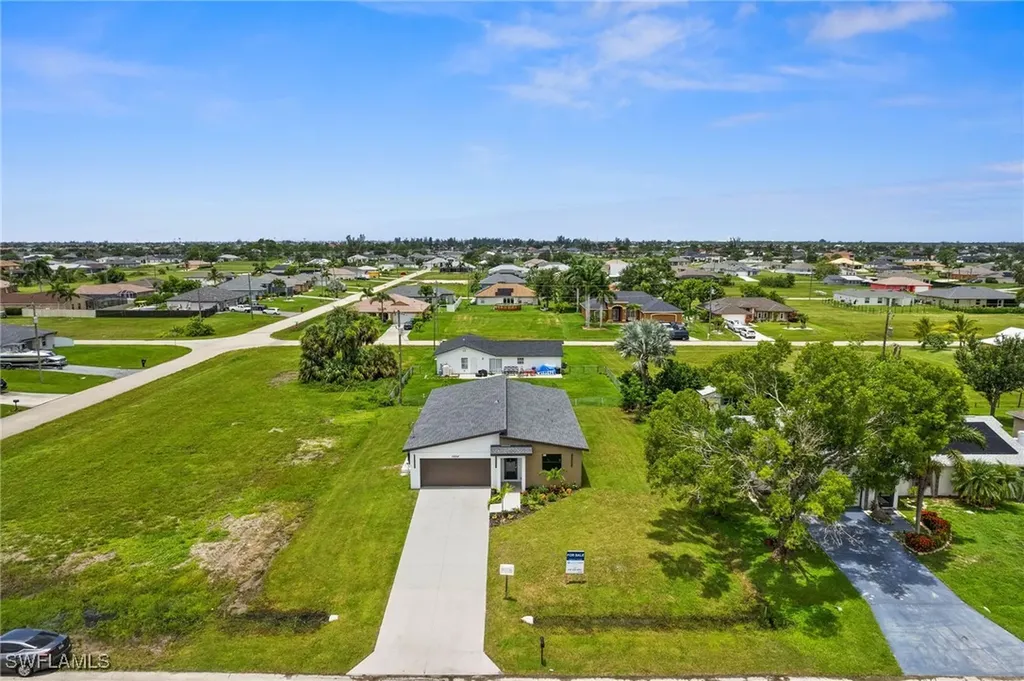 1204 NW 13th Place Cape Coral FL 33993