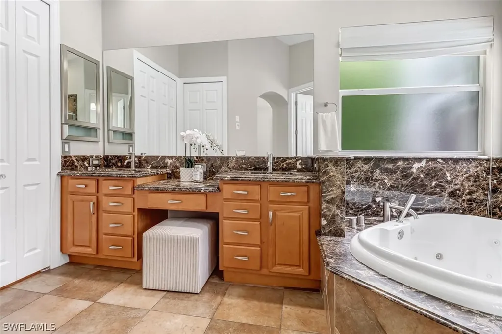 9754 Wilshire Lakes Boulevard Naples FL 34109