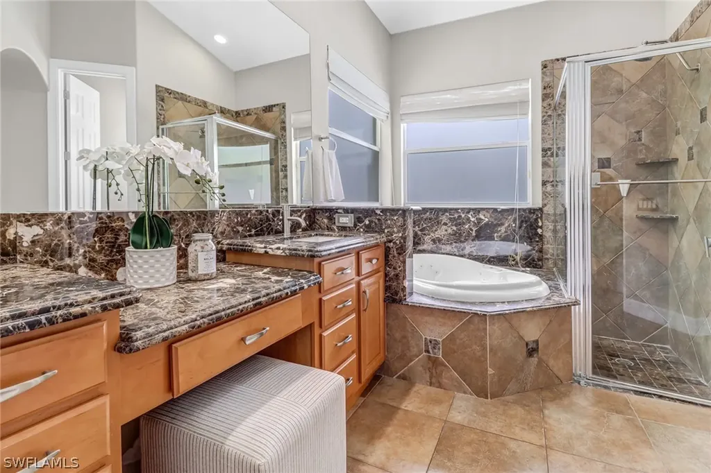 9754 Wilshire Lakes Boulevard Naples FL 34109