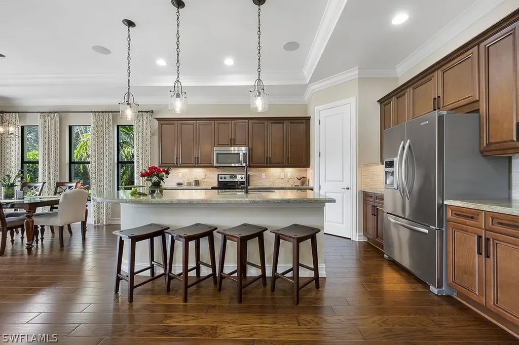 9426 Greenleigh Court Naples FL 34120