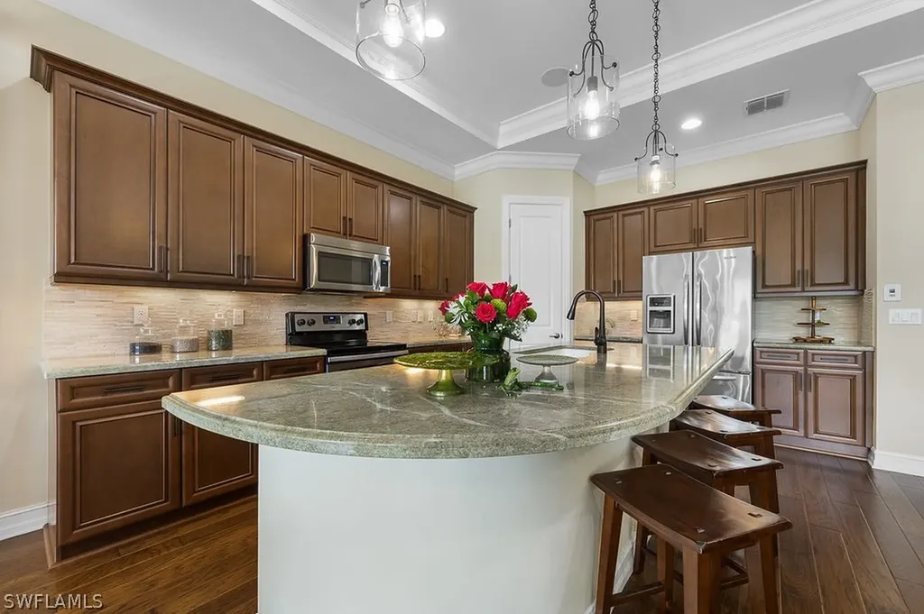 9426 Greenleigh Court Naples FL 34120