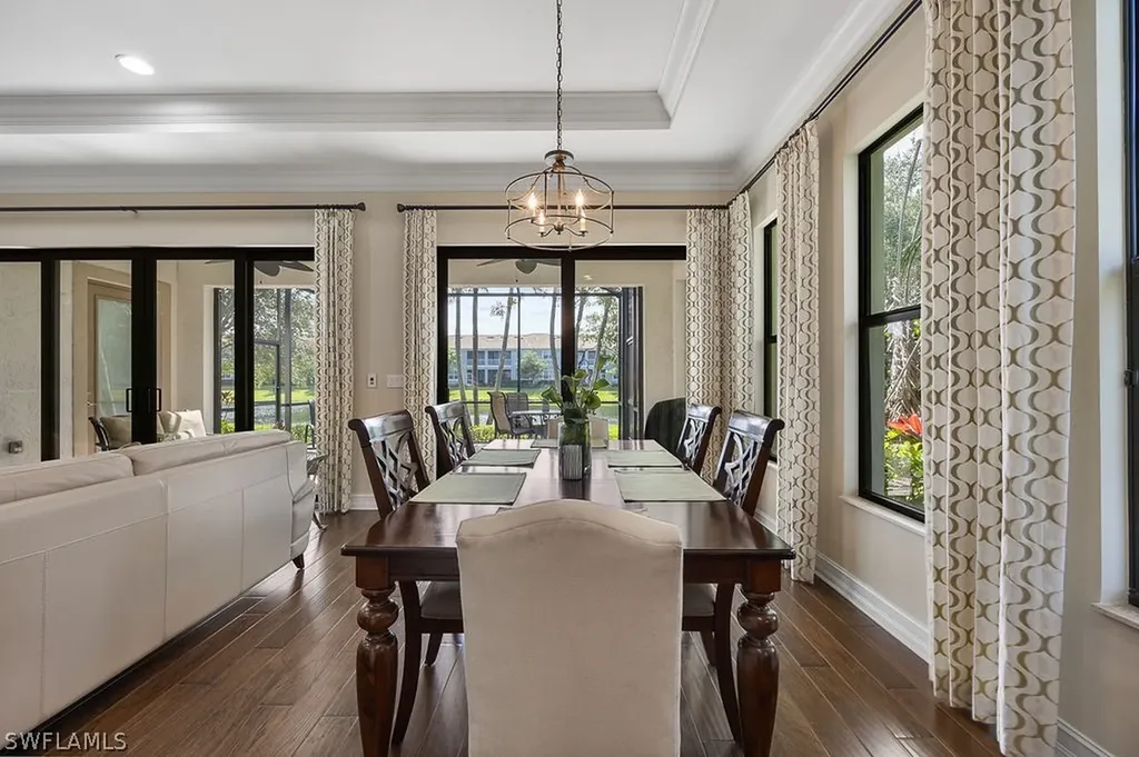 9426 Greenleigh Court Naples FL 34120