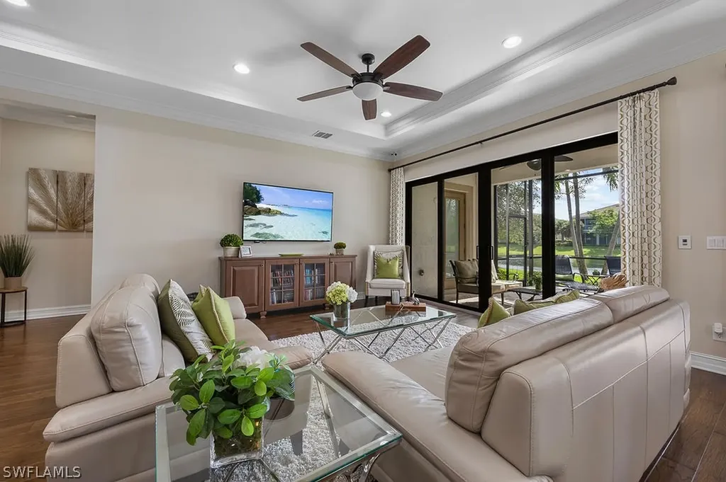 9426 Greenleigh Court Naples FL 34120