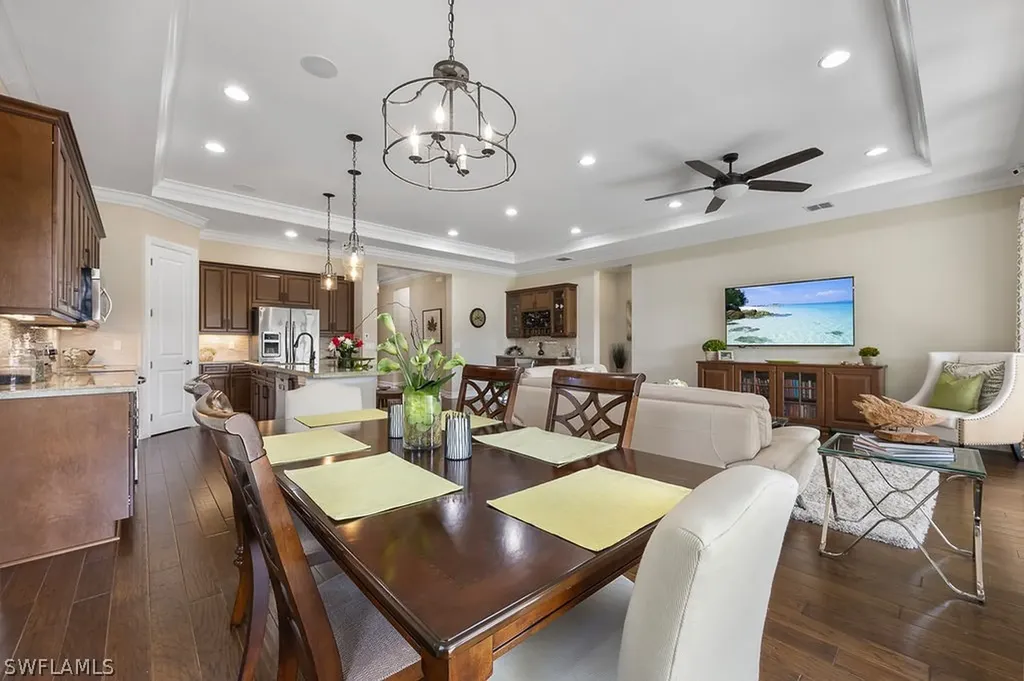 9426 Greenleigh Court Naples FL 34120