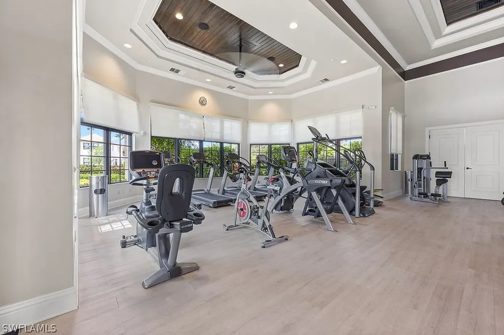 9426 Greenleigh Court Naples FL 34120