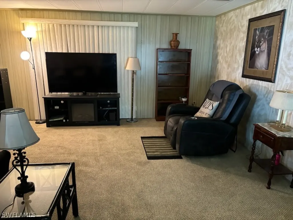 685 Dream Lane North Fort Myers FL 33917