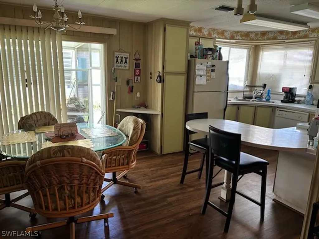 685 Dream Lane North Fort Myers FL 33917