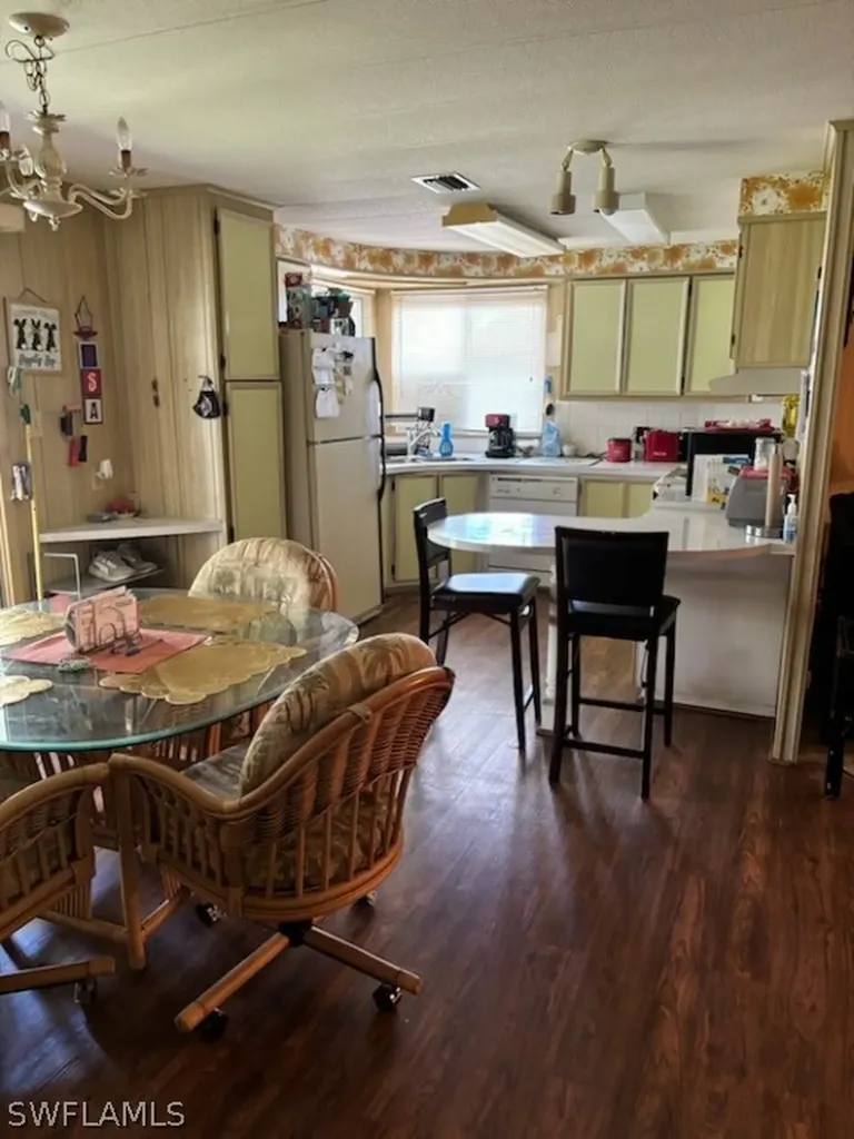 685 Dream Lane North Fort Myers FL 33917