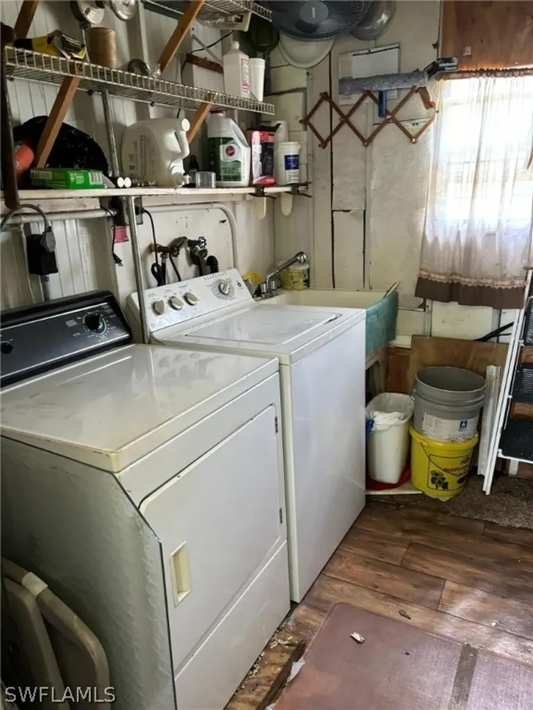 685 Dream Lane North Fort Myers FL 33917