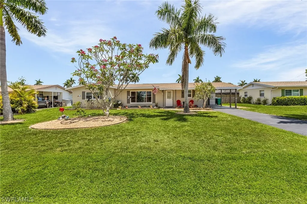 1452 Davis Drive Fort Myers FL 33919