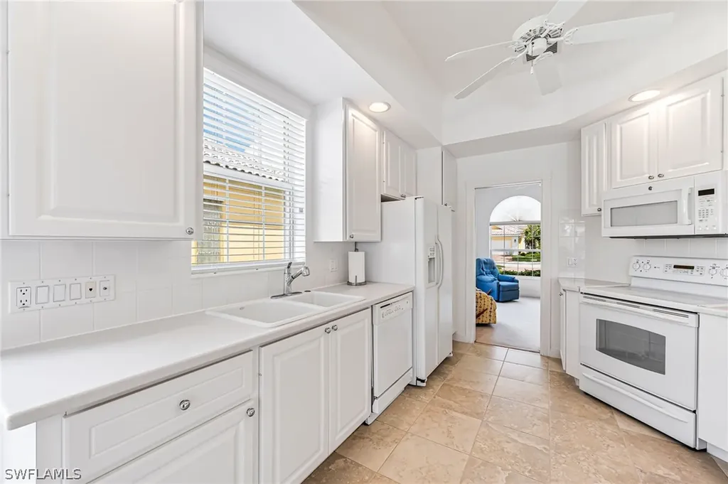 7710 Hernando Court Naples FL 34114