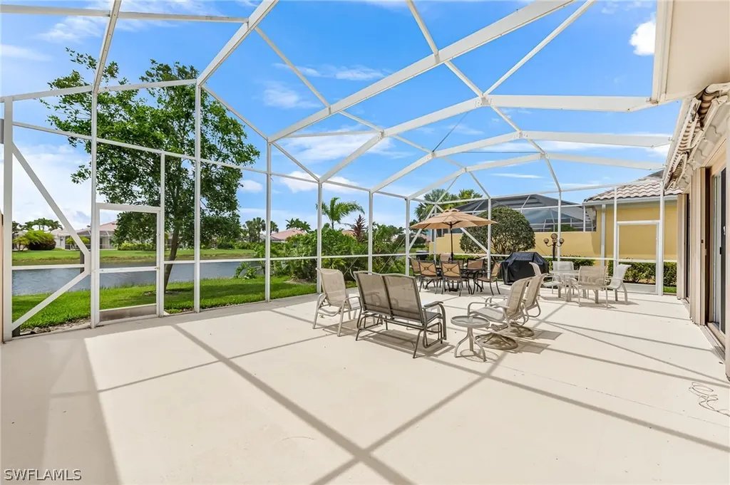 7710 Hernando Court Naples FL 34114