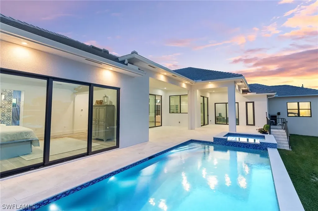 295 Landmark Street Marco Island FL 34145