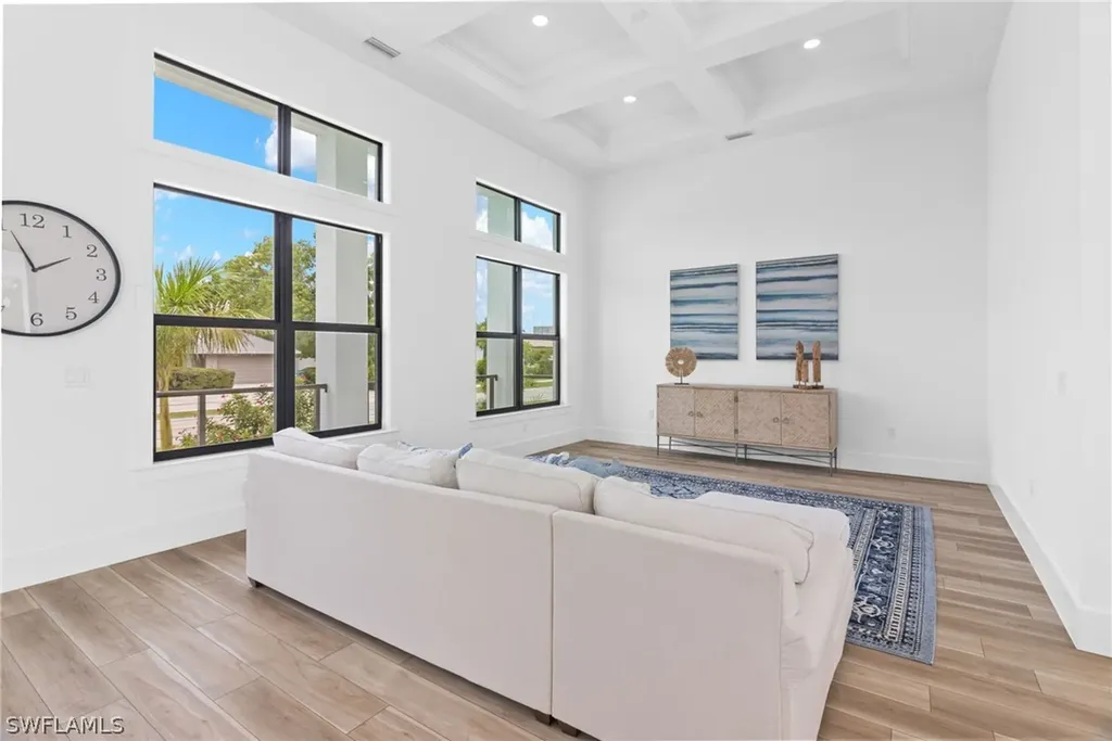 295 Landmark Street Marco Island FL 34145