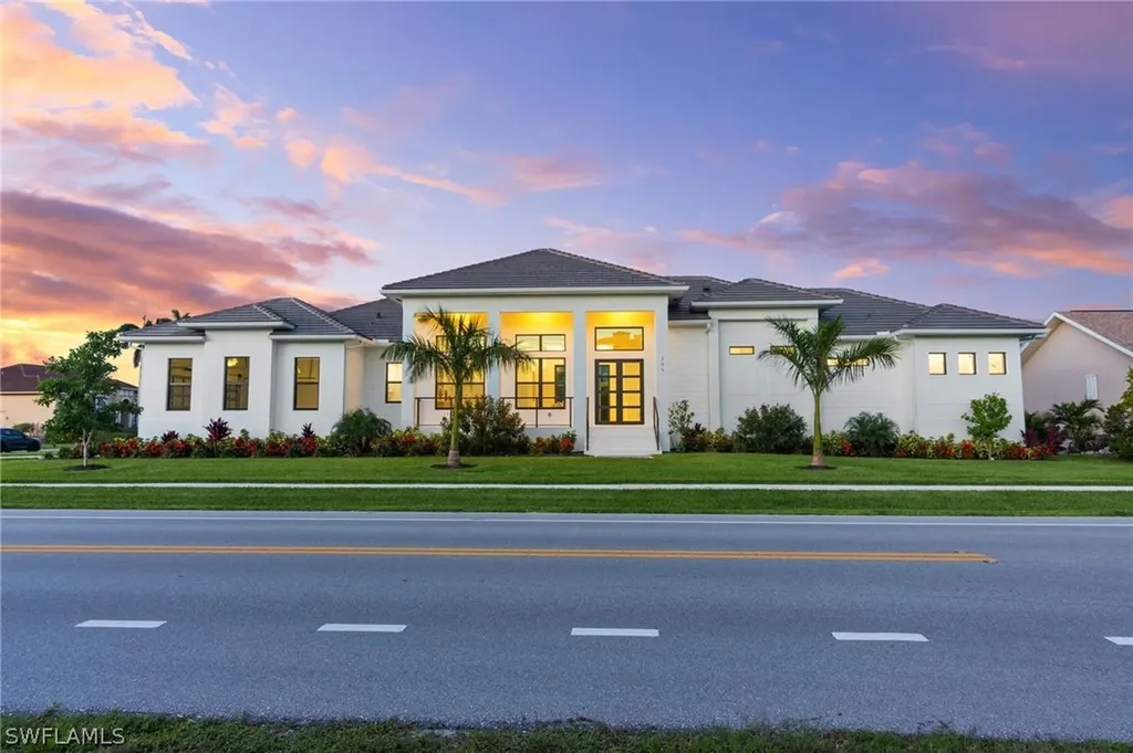 295 Landmark Street Marco Island FL 34145