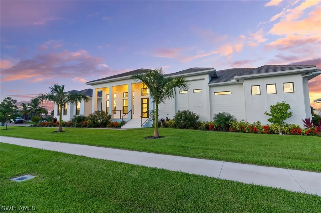 295 Landmark Street Marco Island FL 34145