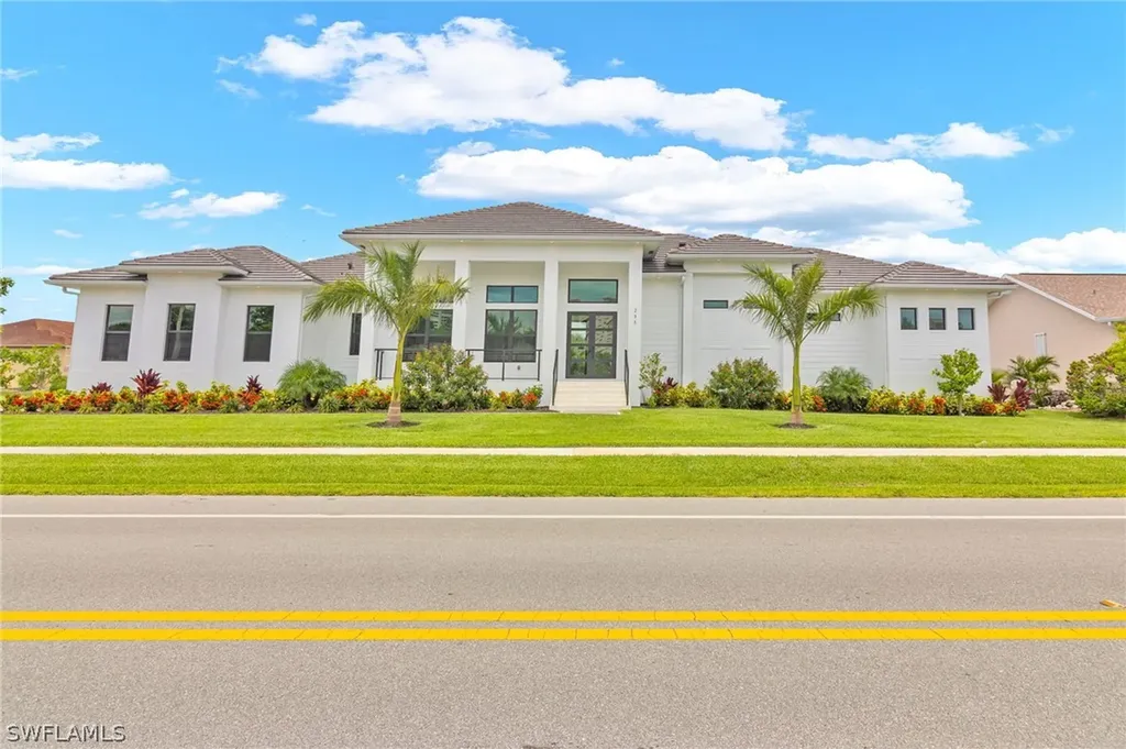 295 Landmark Street Marco Island FL 34145