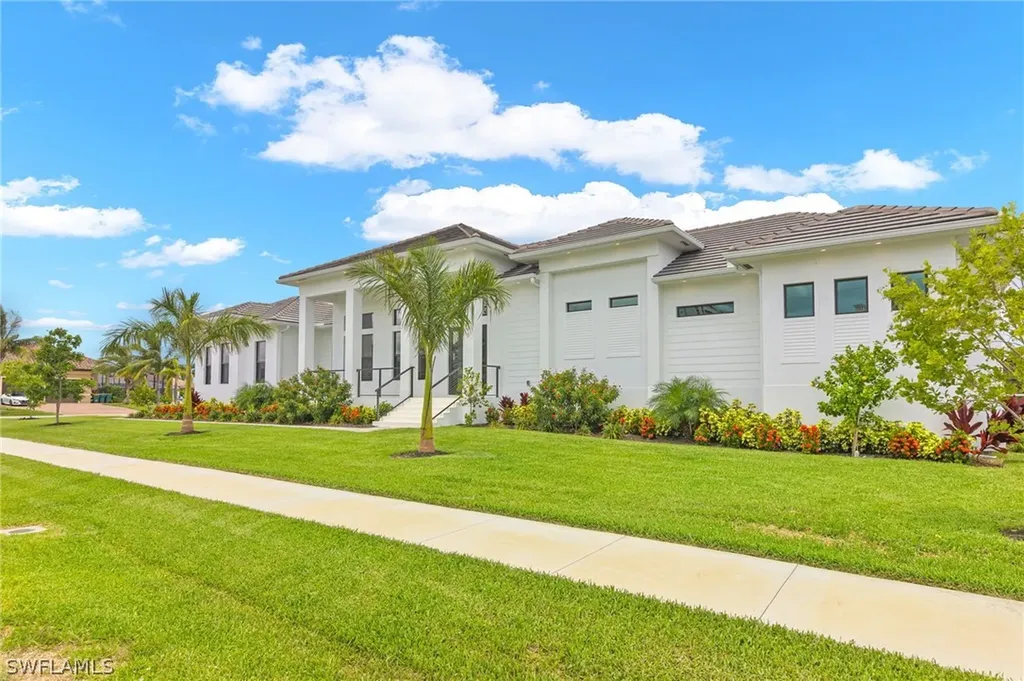 295 Landmark Street Marco Island FL 34145