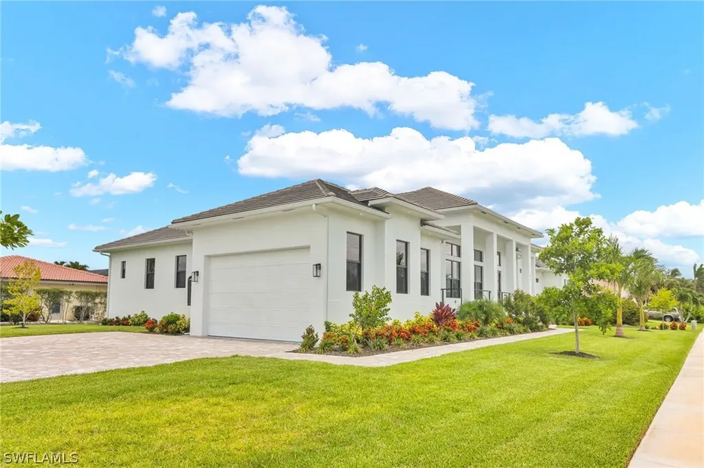 295 Landmark Street Marco Island FL 34145