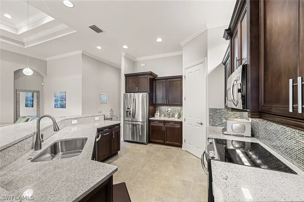 15842 Secoya Reserve Circle Naples FL 34110