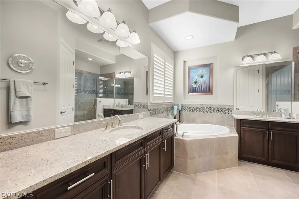 15842 Secoya Reserve Circle Naples FL 34110