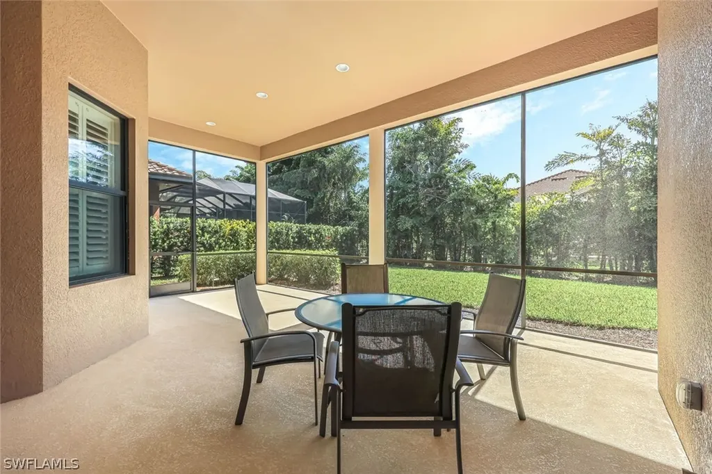 15842 Secoya Reserve Circle Naples FL 34110