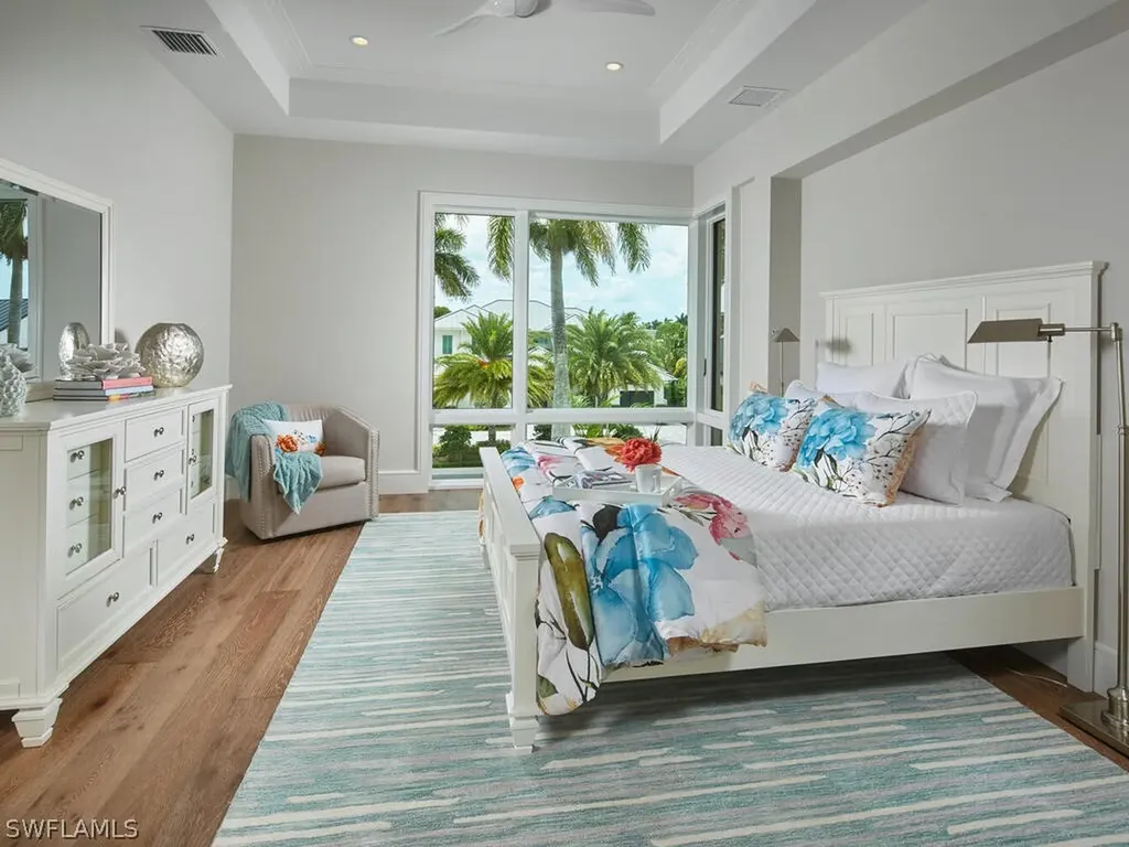 575 17th Avenue S Naples FL 34102