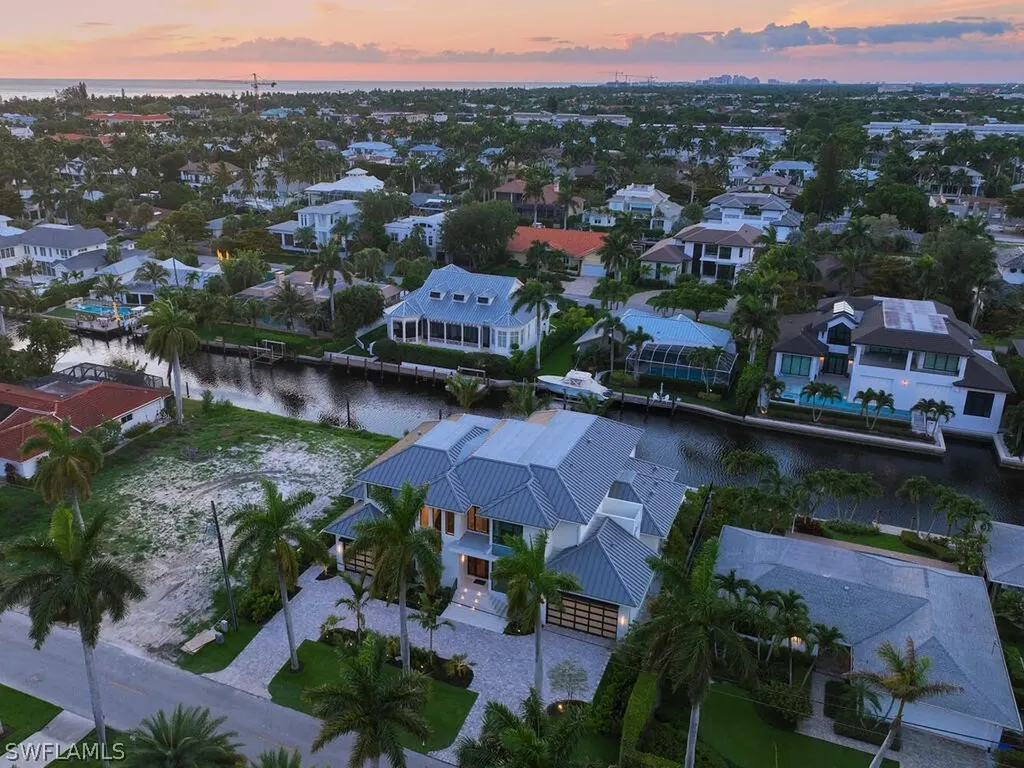 575 17th Avenue S Naples FL 34102
