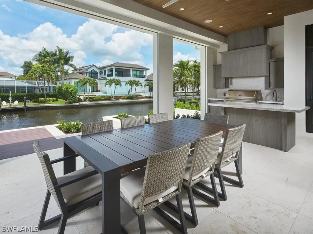 575 17th Avenue S Naples FL 34102