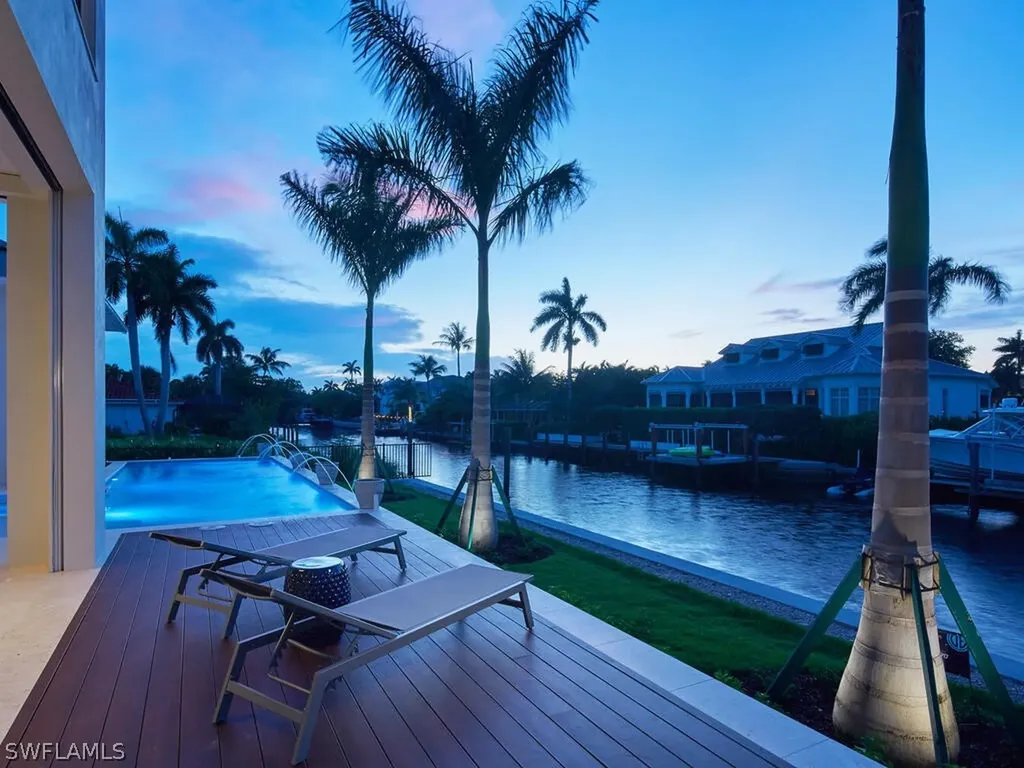 575 17th Avenue S Naples FL 34102