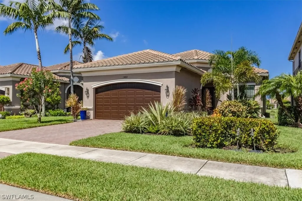 13663 Mandarin Circle Naples FL 34109