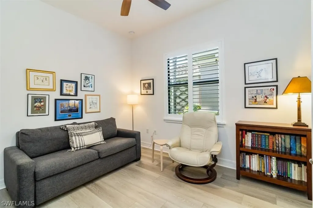 13663 Mandarin Circle Naples FL 34109