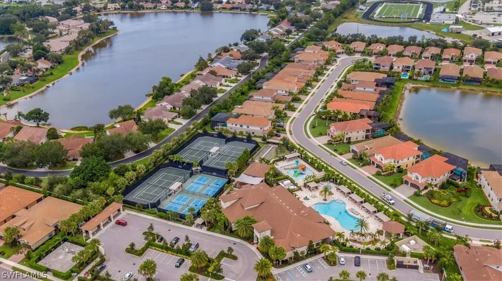 13663 Mandarin Circle Naples FL 34109