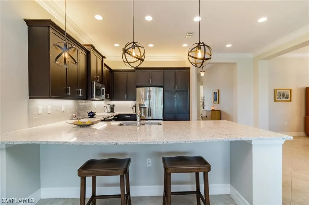 13663 Mandarin Circle Naples FL 34109