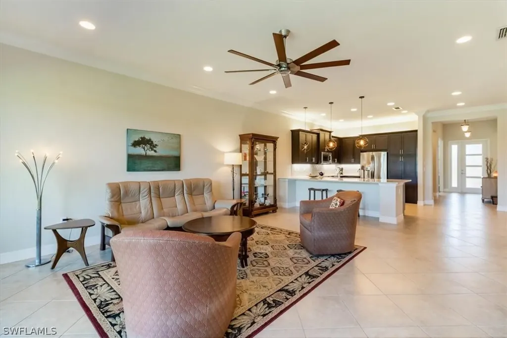 13663 Mandarin Circle Naples FL 34109