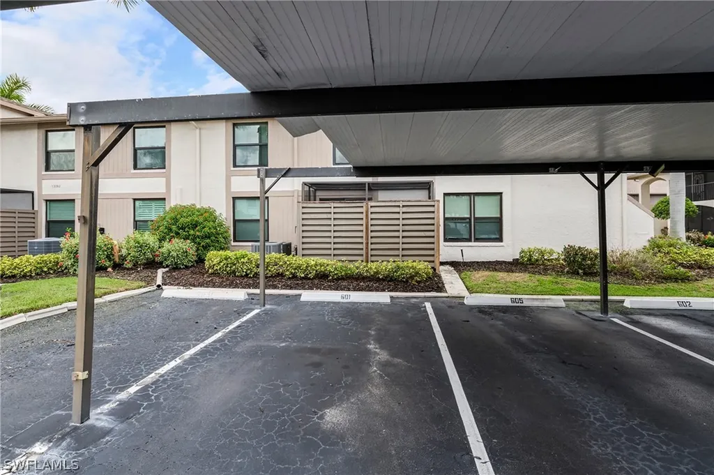 13262 Whitehaven Lane Fort Myers FL 33966