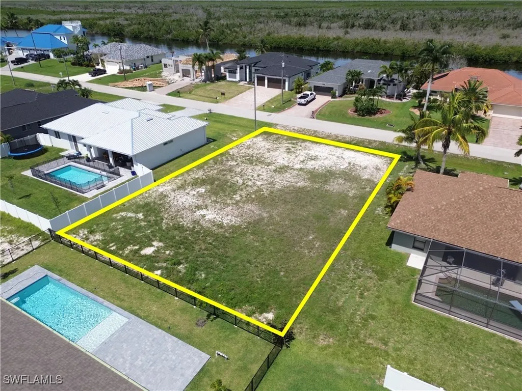 1105 NW 43rd Avenue Cape Coral FL 33993