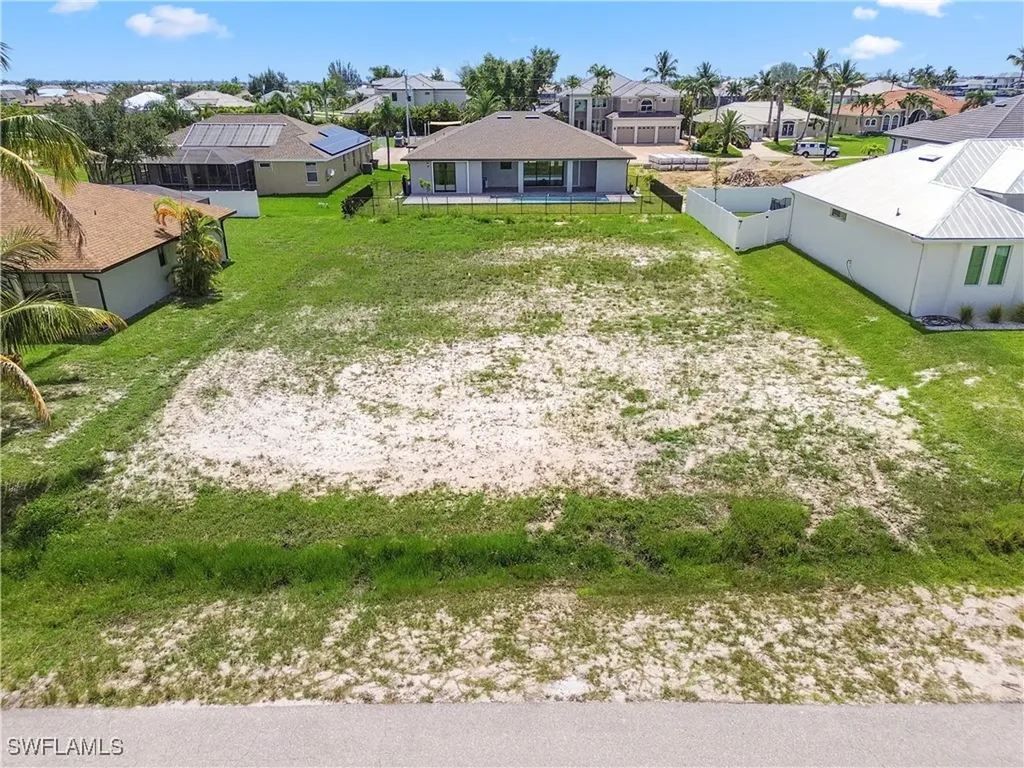 1105 NW 43rd Avenue Cape Coral FL 33993