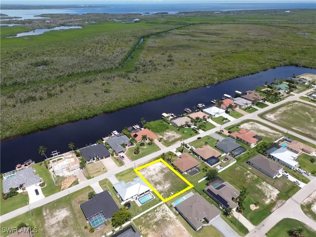 1105 NW 43rd Avenue Cape Coral FL 33993