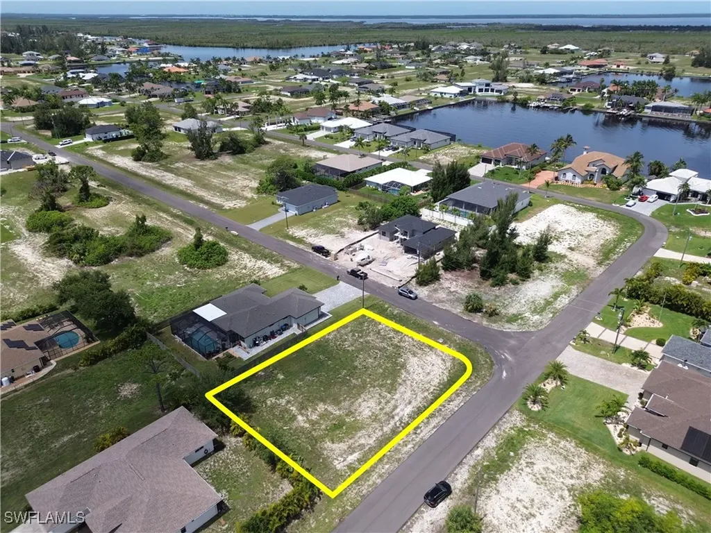 2831 NW 42nd Avenue Cape Coral FL 33993