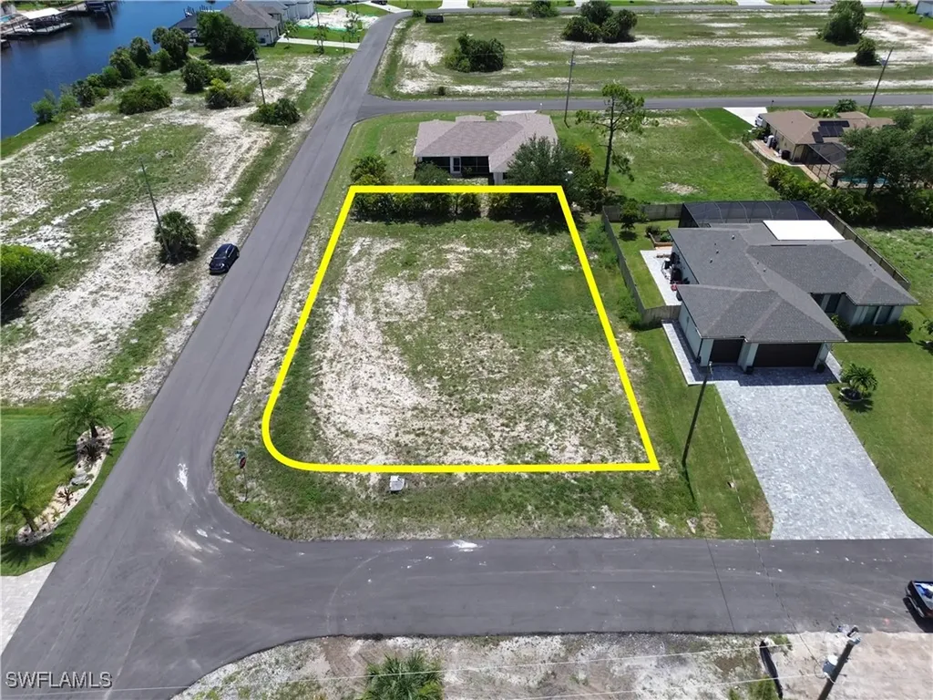 2831 NW 42nd Avenue Cape Coral FL 33993