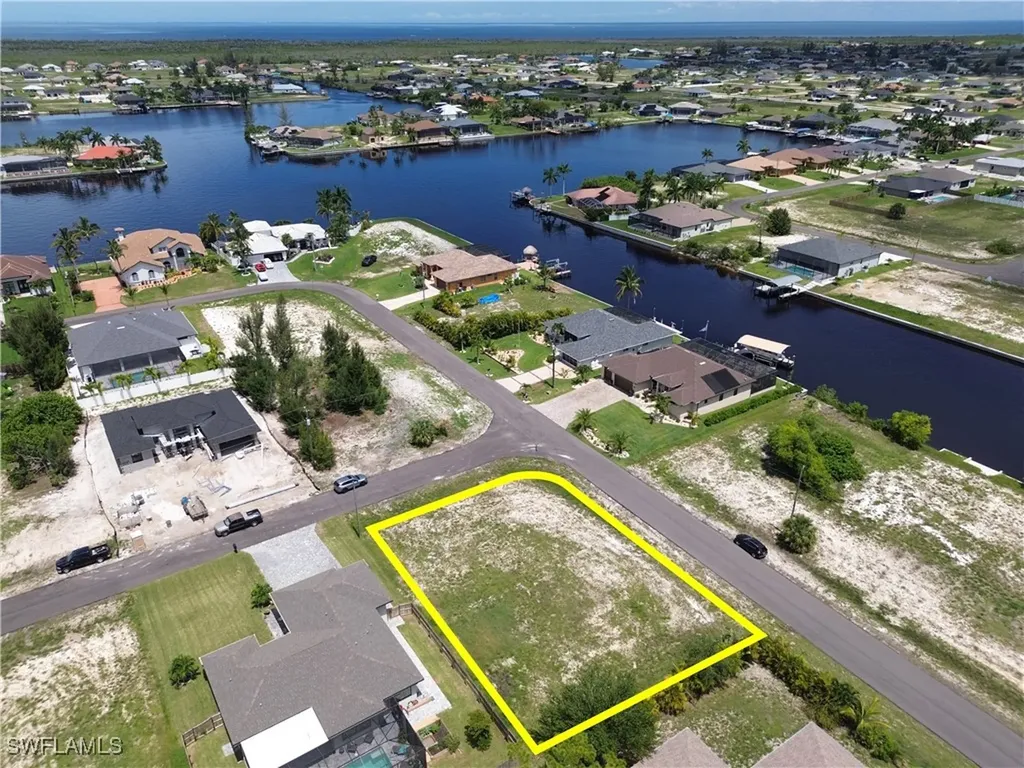 2831 NW 42nd Avenue Cape Coral FL 33993