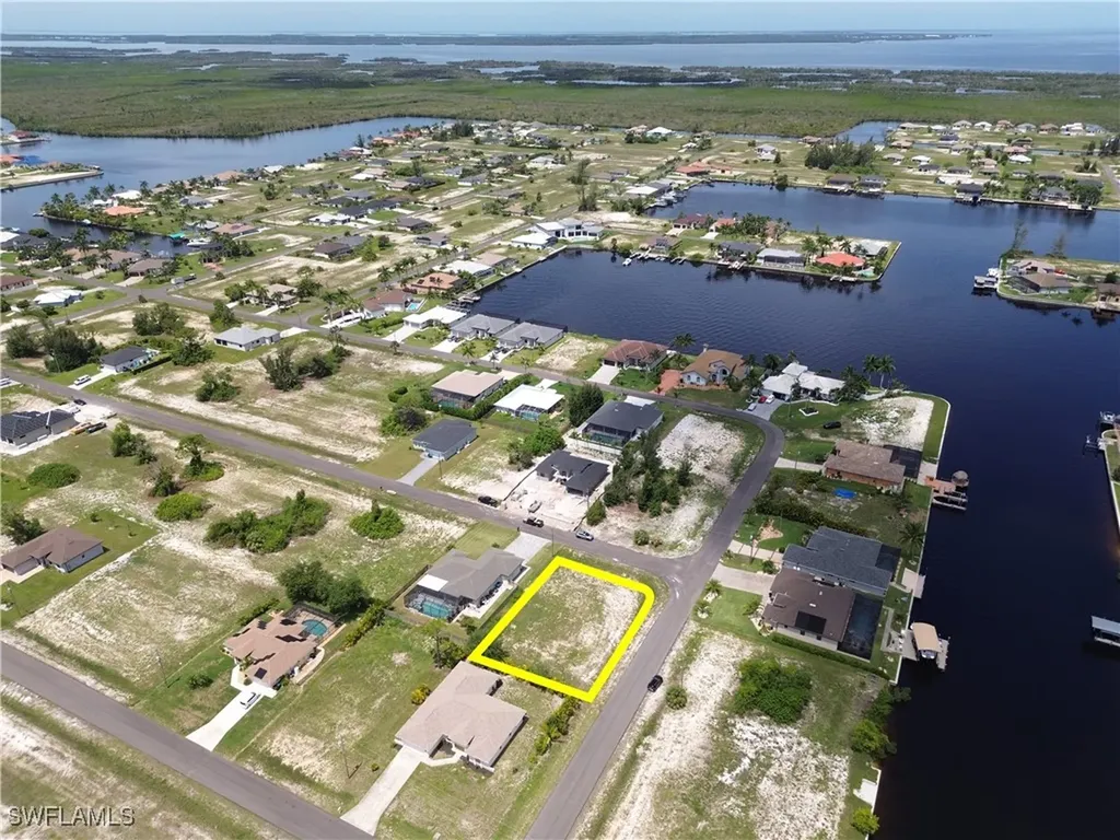 2831 NW 42nd Avenue Cape Coral FL 33993