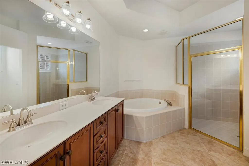 9301 Triana Terrace Fort Myers FL 33912