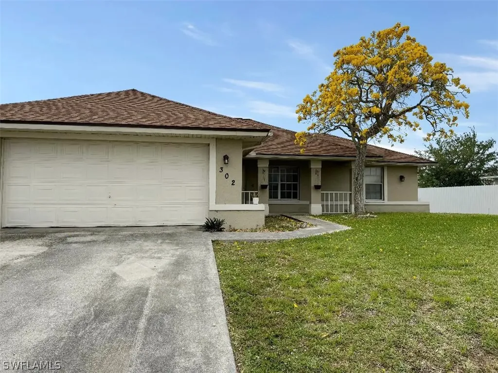 302 NE 9th Terrace Cape Coral FL 33909