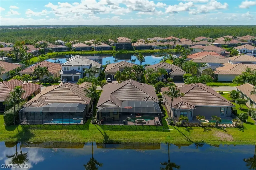 3440 Atlantic Circle Naples FL 34119